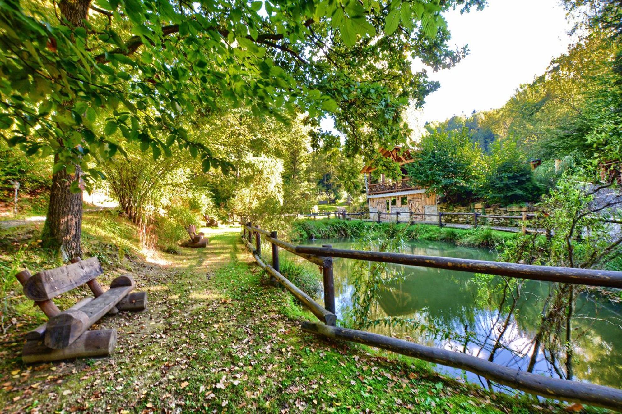 Osada Sroczy Jar Villa Rozpucie Exteriör bild
