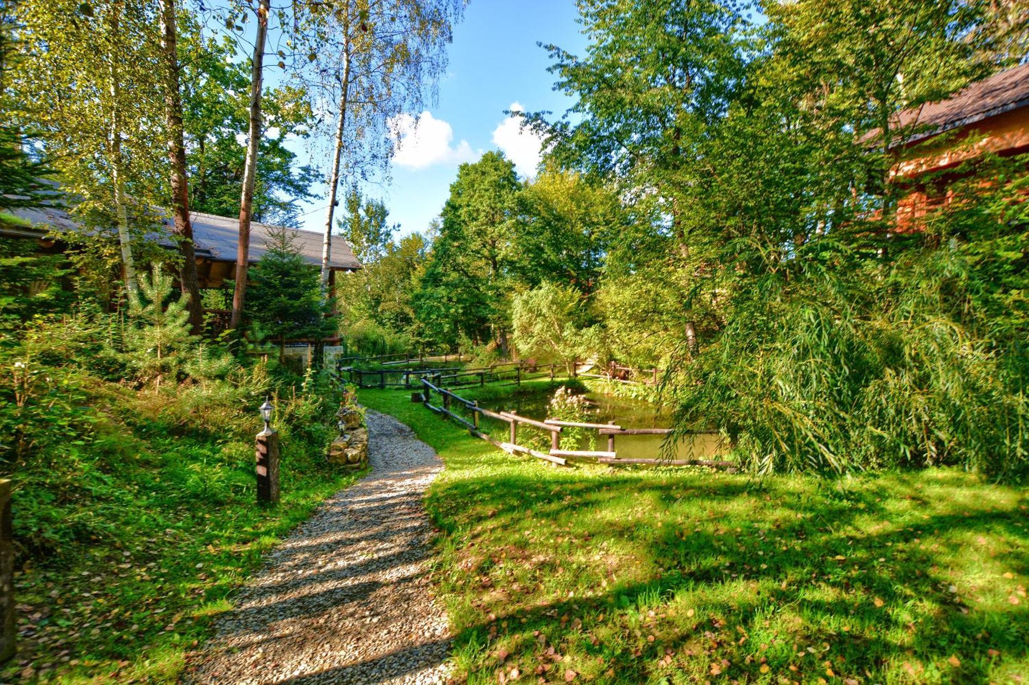 Osada Sroczy Jar Villa Rozpucie Exteriör bild